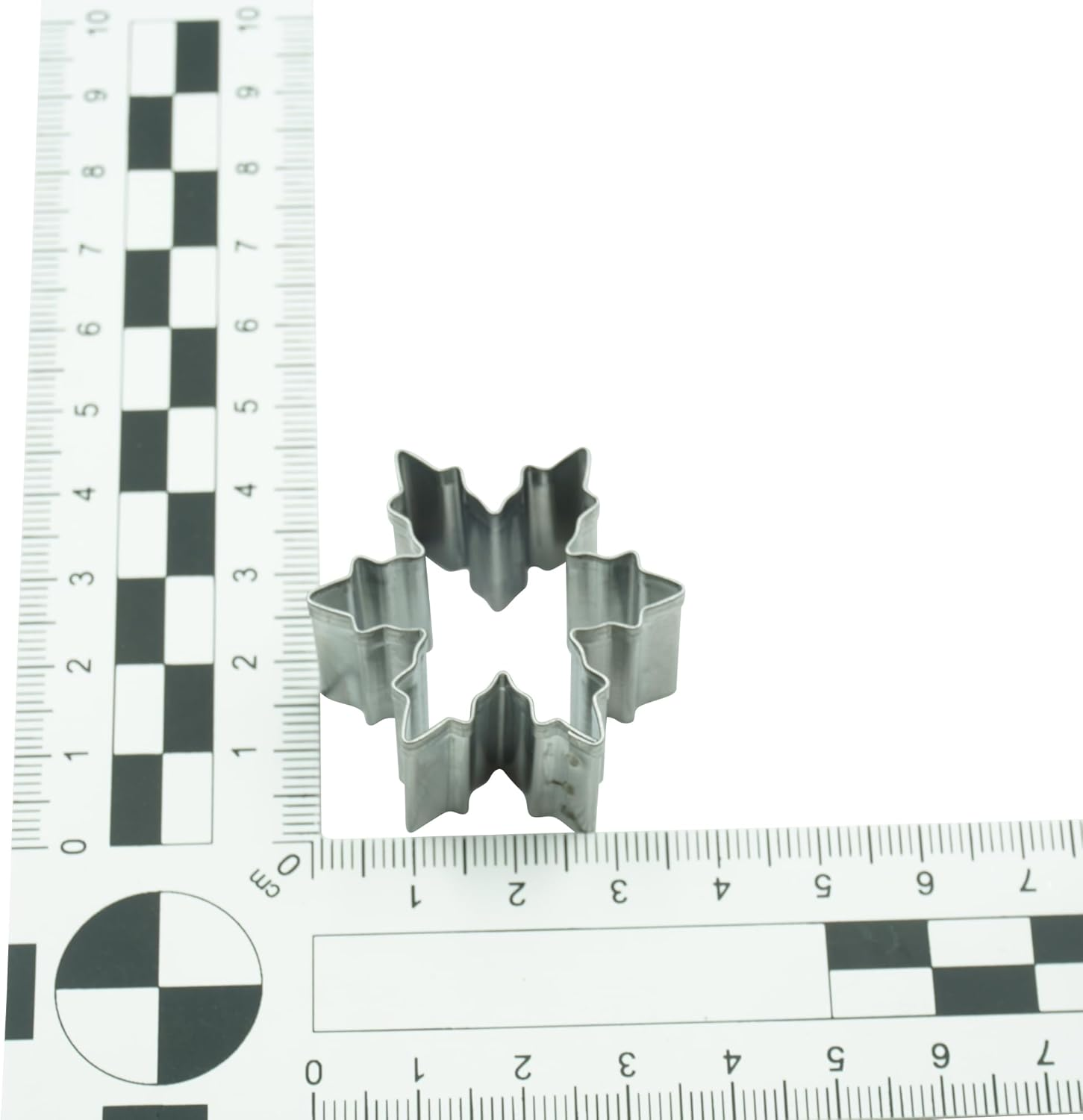 Set of 3 Snowflake Cookie Cutters - Dishwasher-Safe Stainless Steel Cookie Cutters - for Baking Biscuits, Patio Cookies & Linzer Eyes - 45053