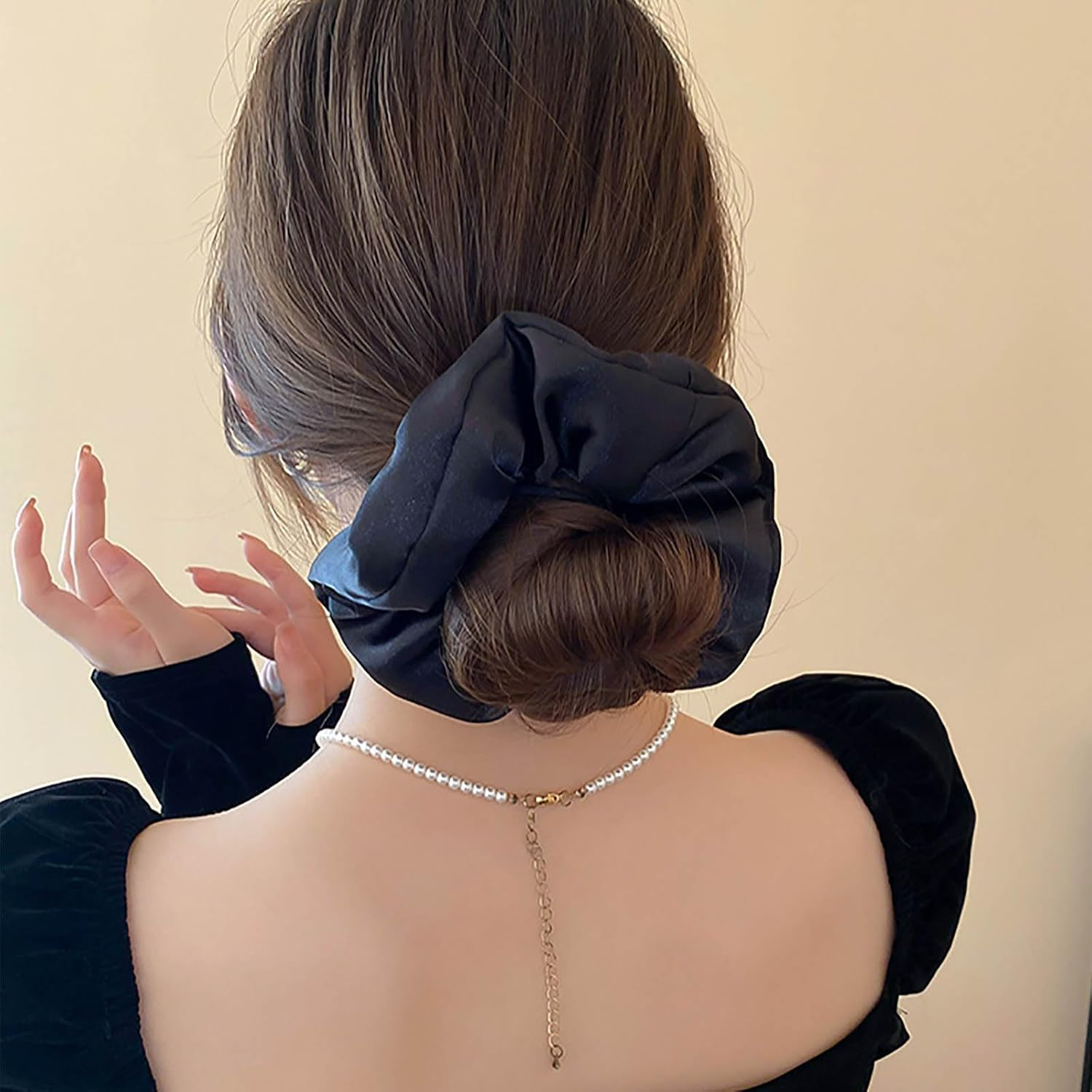 Inateannal Vintage Satin Silk Hair Bobbles Large Satin Elastic Hair Bobbles Black Large Satin Hair Bobbles Scrunchy Oversized Thick Hair Bobbles Satin Ponytail Holder Hair Bands image number 2