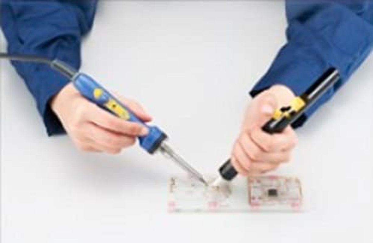 Hakko SPPON Simple Solder Suction Tool, Suction Volume 0.7 Fl Oz (20 Cc), Guard 0.7 Oz (20 G)