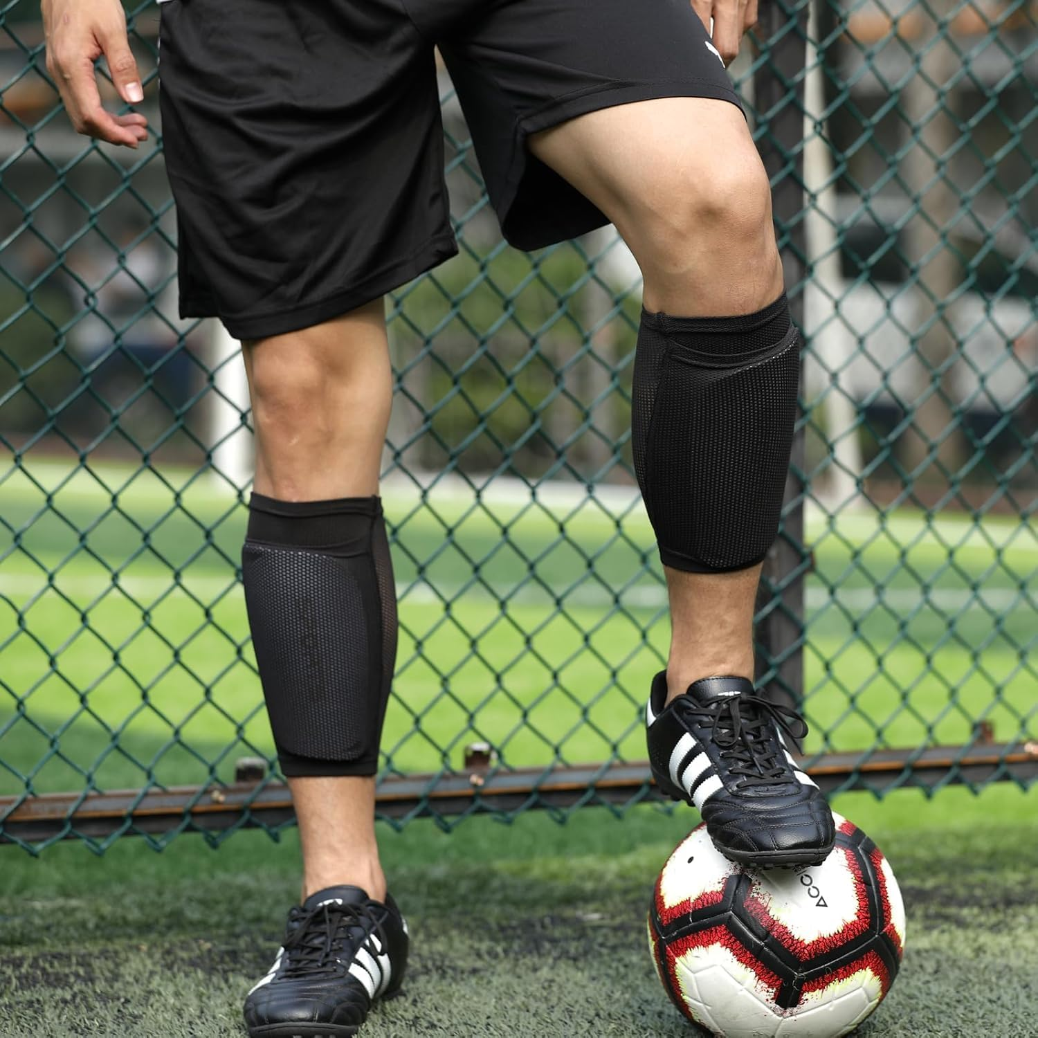Kids Youth Soccer Shin Guards, Shin Pads and Shin Guard Sleeves for 3-15 Years Old Boys and Girls for Football Games, EVA Cushion Protection Reduce Shocks and Injuries(L 4'7" - 5'8" Tall) image number 2