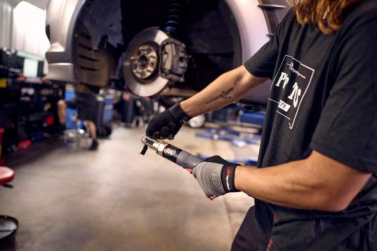 Ingersoll Rand 1211MAX-D4 1/2" Air Ratchet Wrench, 80 Ft-Lb Nut Busting Torque, 625 RPM image number 2