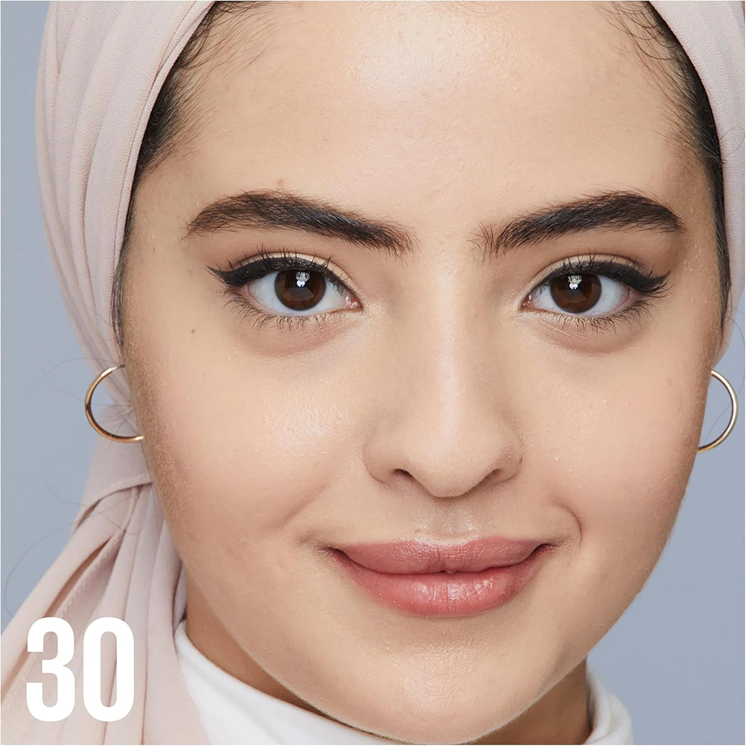 Maybelline Green Edition Superdrop Tinted Oil Makeup, Adjustable, Natural Coverage, in 8 Shades, Formulated with Jojoba and Marula Oil, 30, 0.67 Fl Oz image number 6