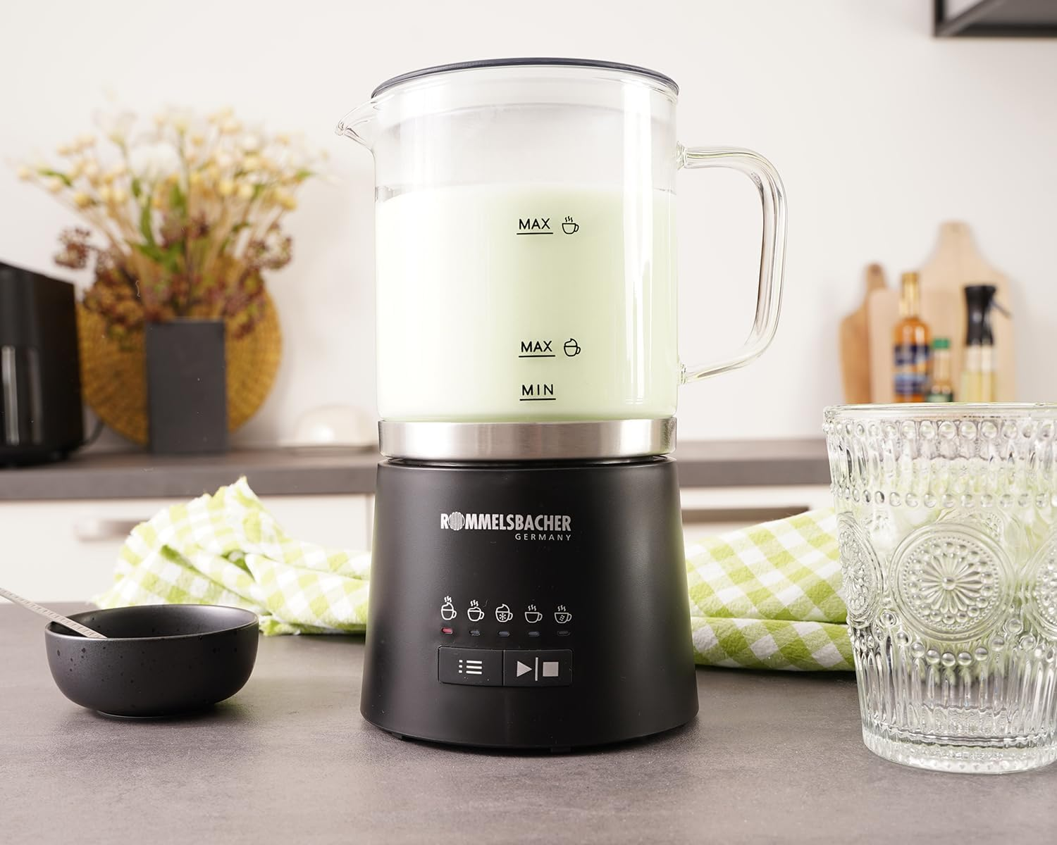 ROMMELSBACHER MS 625 Electric Milk Frother, 500 Ml for Mixing, Glass Jug, 250 Ml for Foaming, 5 Programmes, Hot & Cold Foam or Stir image number 3