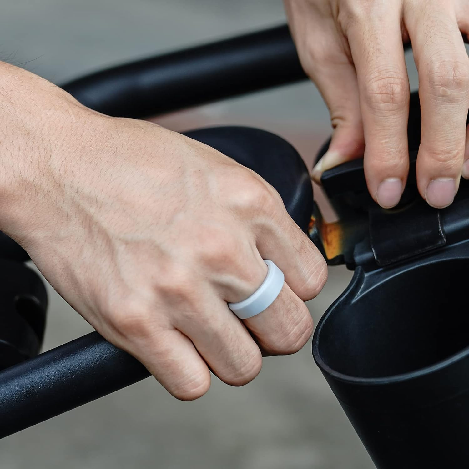 Forthee Silicone Wedding Ring for Men, Mens' Rubber Wedding Engagement Bands for Crossfit Workout, Breathable Airflow Inner Curve image number 4