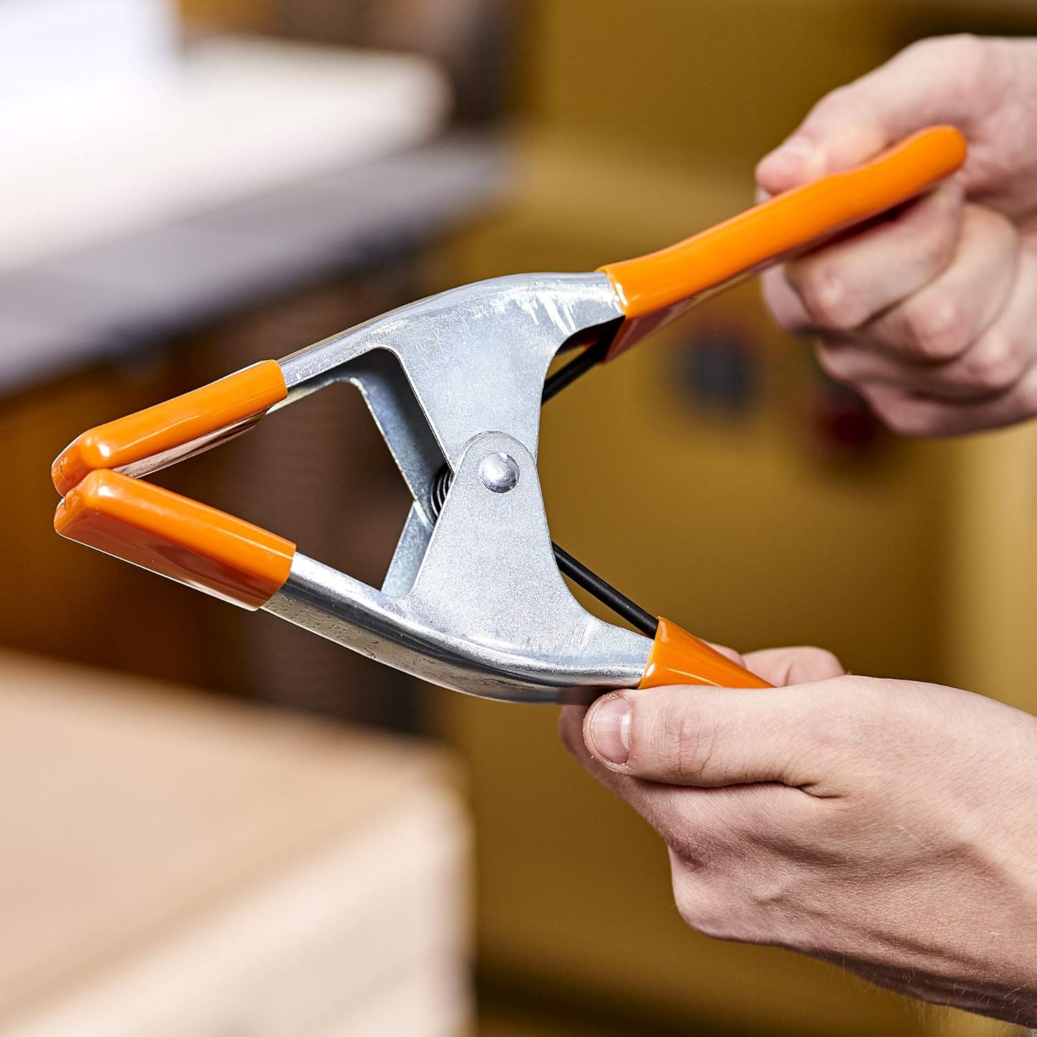 Pony Jorgensen Metal Spring Clamp 76Mm Capacity with Non-Marring Protectors image number 4