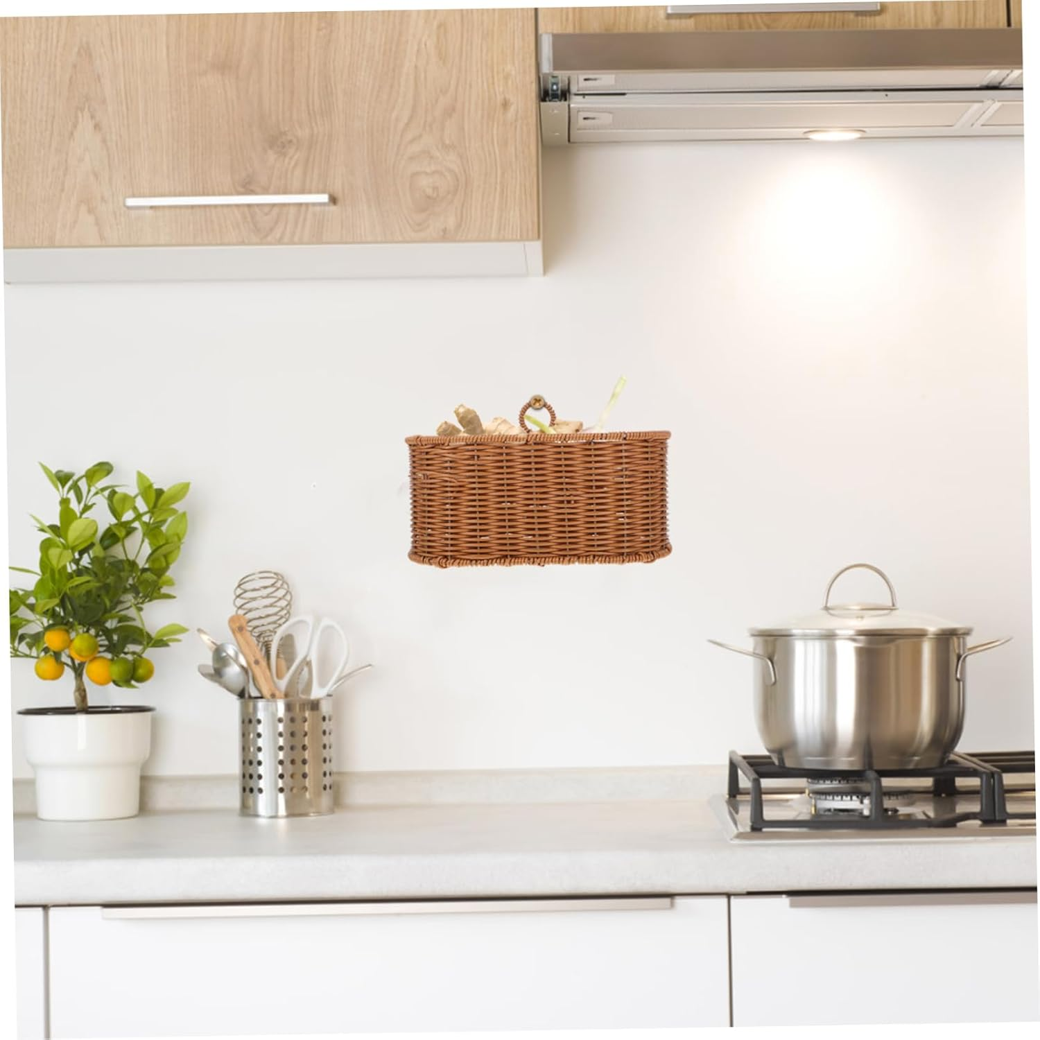 Alipis Faux Woven Wall Hanging Basket for Kitchen Storage Holds Garlic Onion Small Kitchenware for Pantry Bathroom Decor - Yellow image number 7