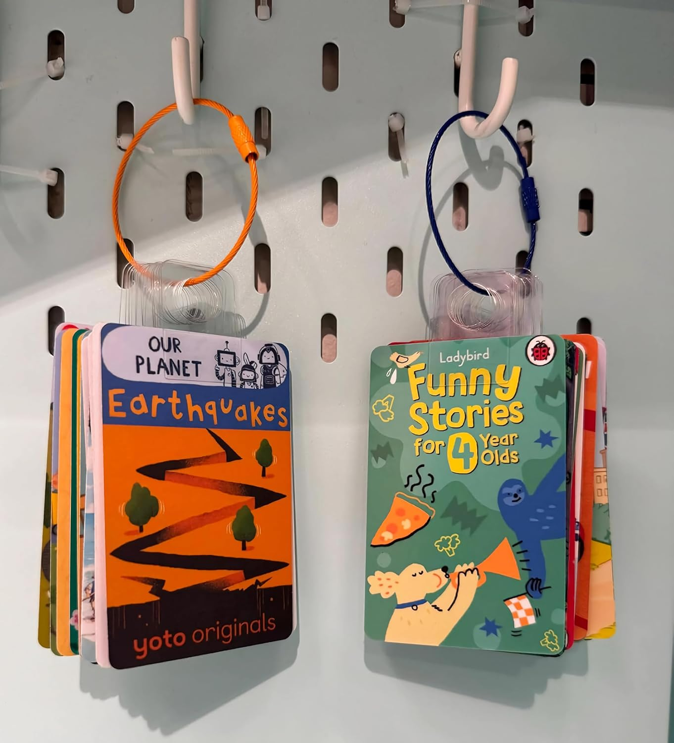 200 Packs Yoto Card Holders Set，10 Cycles and 10 Blank Wood Labels, Portable Card Loop Case Storage Organizer Accessories for Kids Travel & Holiday.