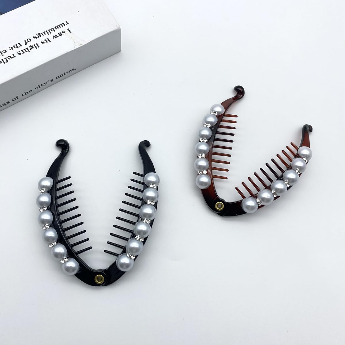 Faux Pearl Banana Clips Hair Clincher Combs Fishtail Hair Claw Clips Grips Clamp Fish Shape Barrette Ponytail Holder Clip Hair Accessories for Women 4 Pcs image number 6