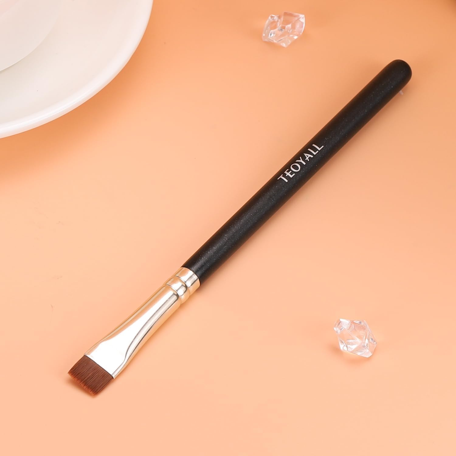 TEOYALL Thin Flat Eyeliner Brush, Precise Eyebrow Definer Brush, Concealer Brush for Cover Blemishes (Multifunctional Flat Brush) image number 5