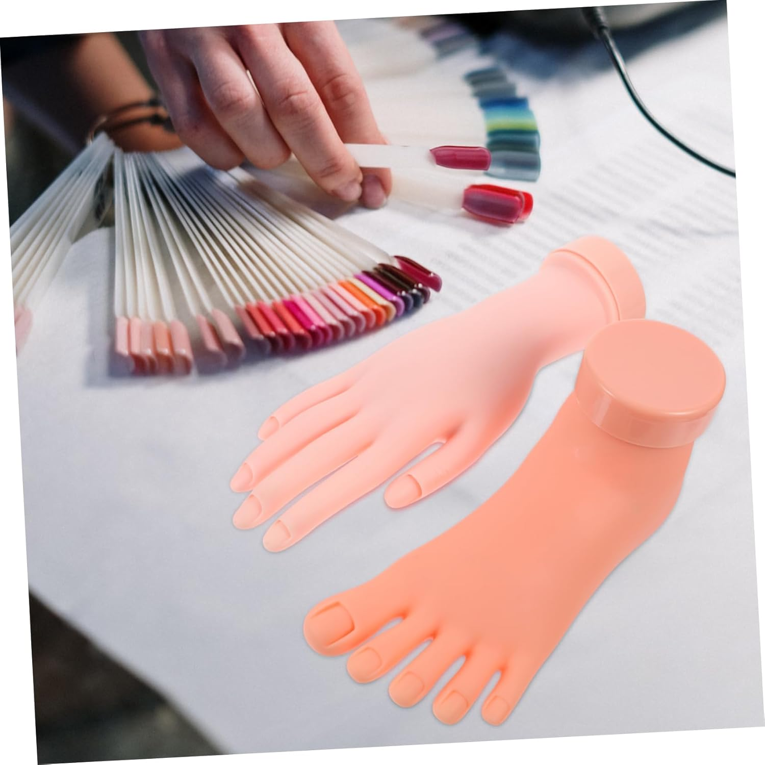 Gatuida 2Pcs Manicure Training Tool Fake Left Hand and Foot Nail Art Practice Model Durable Realistic Soft Finger and Toe for Nail Design Beginners Random Color image number 6