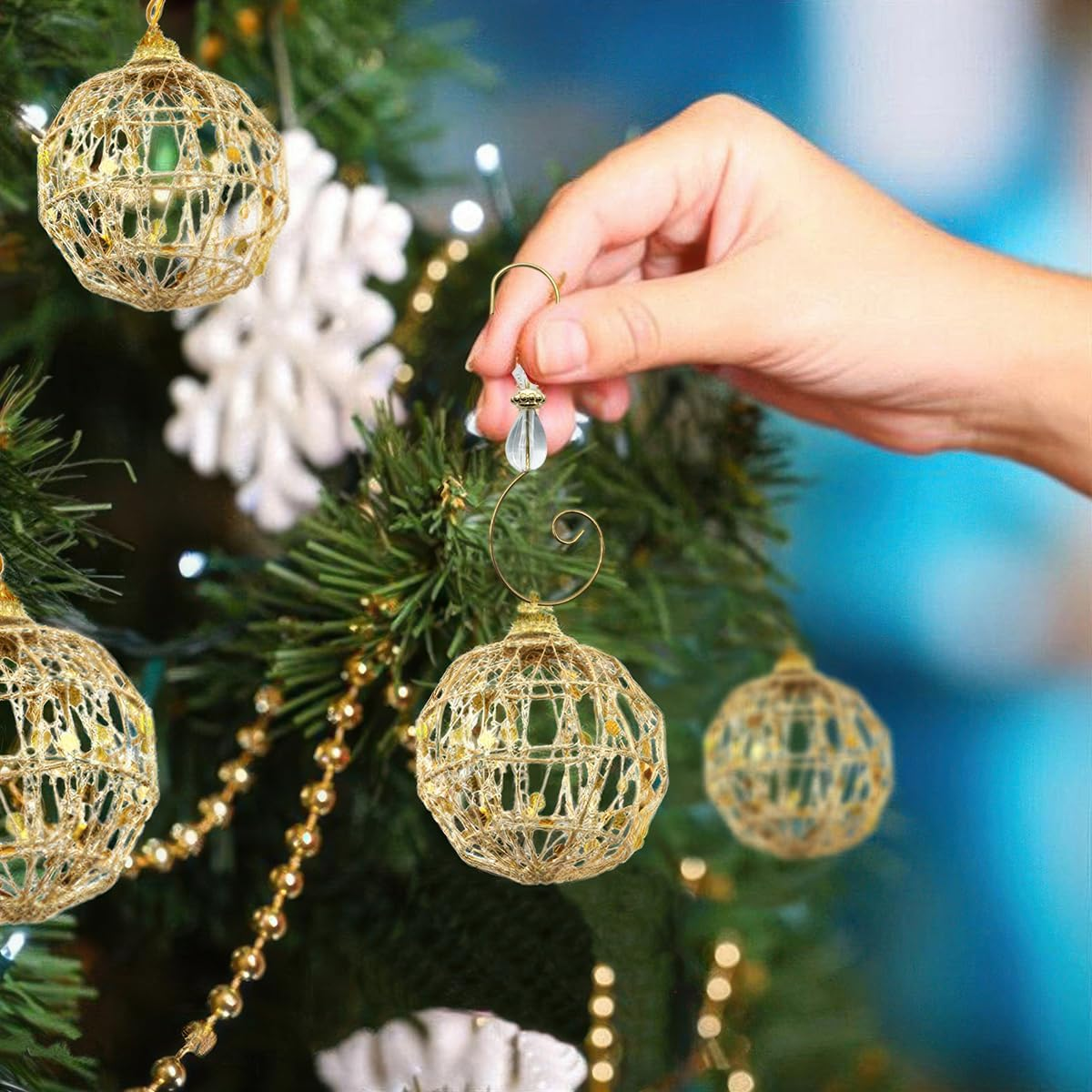 20 Pcs Christmas Ornament Hooks Beaded Hangers Gold S-Shaped Hangers Hook with Acrylic Wire Crystal Beads Metal Decoration Hooks for Christmas Tree Xmas Party Home Decor (Clear) image number 5