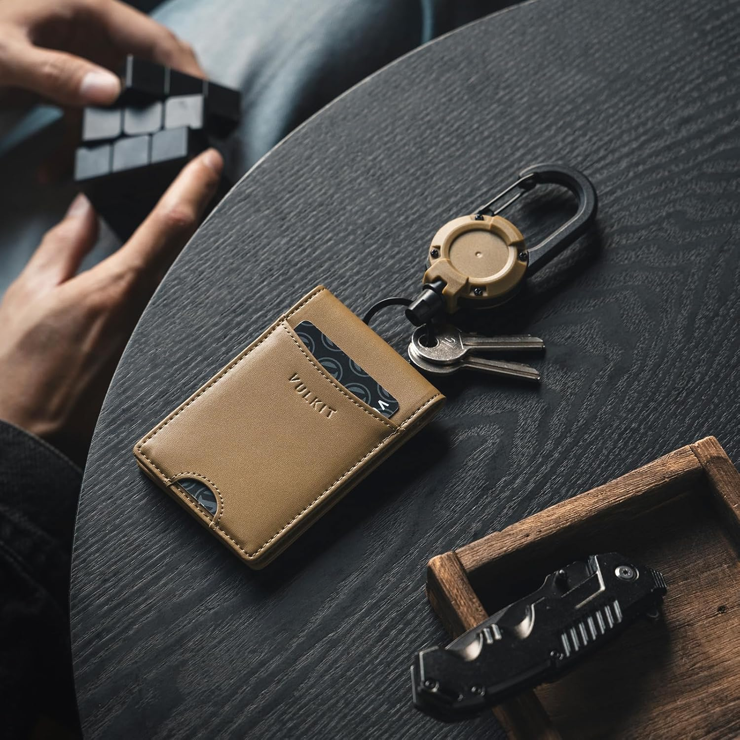 VULKIT Badge Holder Retractable Clip, Leather Bifold Double ID Card Holder, Retractable Keychain Carabiner, Holds 5 Cards, Keys Khaki - Khaki image number 2