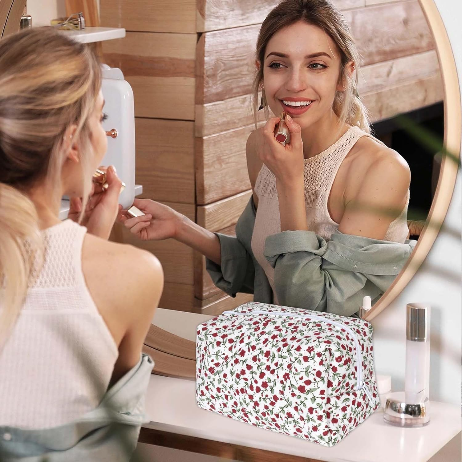 Travel Cosmetic Bag, Cosmetic Bag, Aesthetic Flowers, Quilted Toiletry Bag, Women'S Floral Toiletry Bag, Make up Bag, Aesthetic, with Zip, for Beauty Utensils, Red, Fashion image number 2