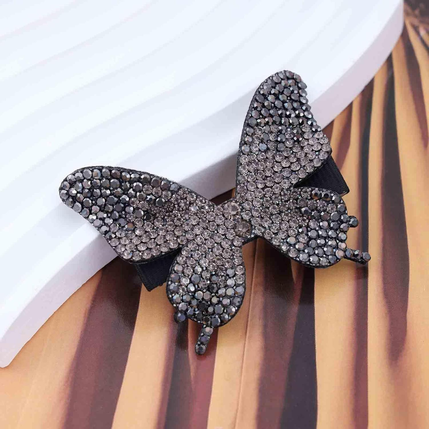 Yheakne Vintage Crystal Butterfly Hair Clip Silver CZ Butterfly Hair Clip Paved CZ Butterfly Hair Pin Glitter Rhinestone Headwear Barrette Head Clip Jewellery Women (Black) image number 1