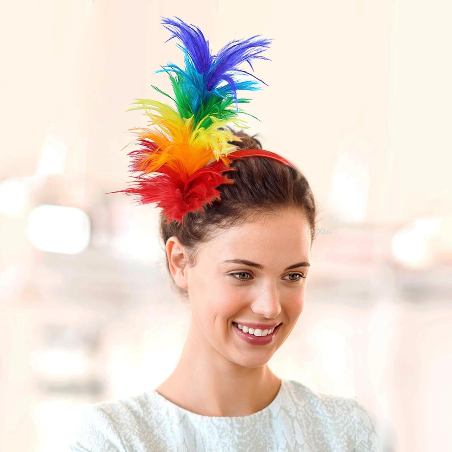 TRIXES Rainbow Feather Headband &ndash; One Size Fits Most &ndash; Multicolour Fancy Dress Accessory -Perfect for Lgbtqia2S+ Pride and Carnival