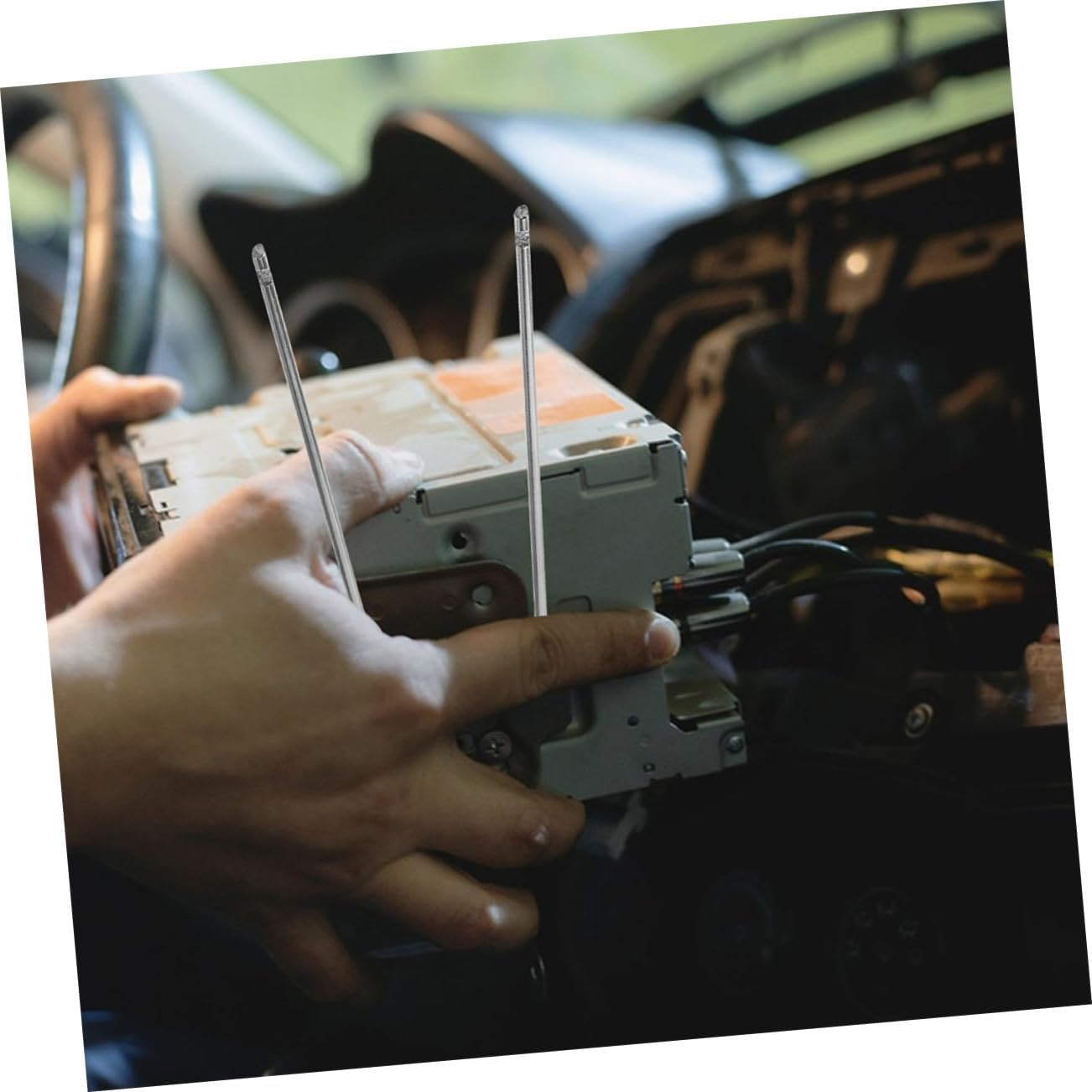 HEALEEP 2Pairs Car Radio Removal Kit Pry Tool for Car Stereo Cd Player Essential Automotive Kit for Maintenance image number 3