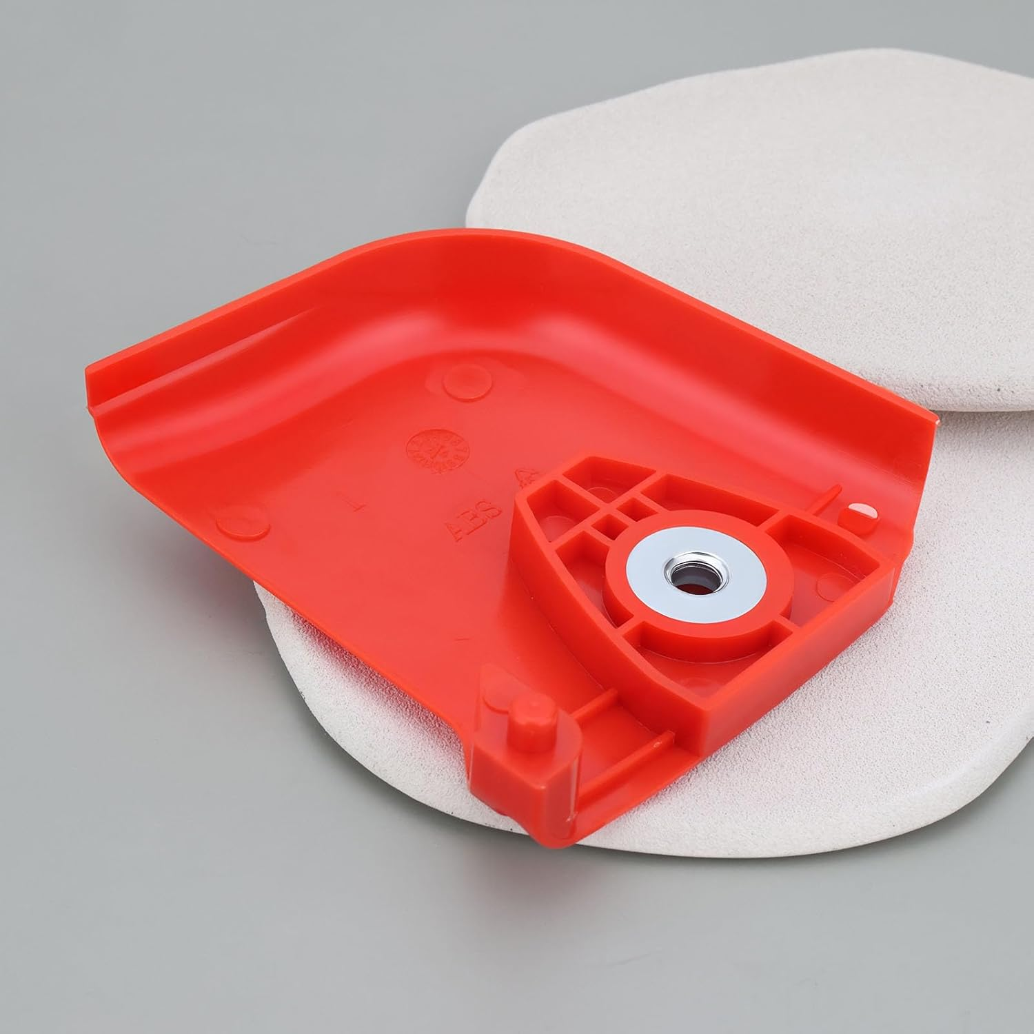 Create Idea Chainsaw Sprocket Side Cover 5-In-1 Multi Tool for 2-Stroke 3 Horsepower Chain Saw Attachment Gear Box image number 2