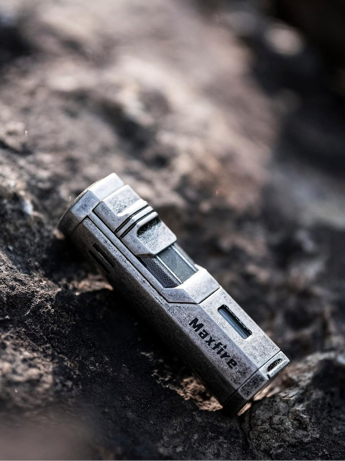 Retro Triple Jet Flame Lighter Gas Butane Refillable, Adjustable Flame with Punch(Sold without Gas) - Copper image number 7