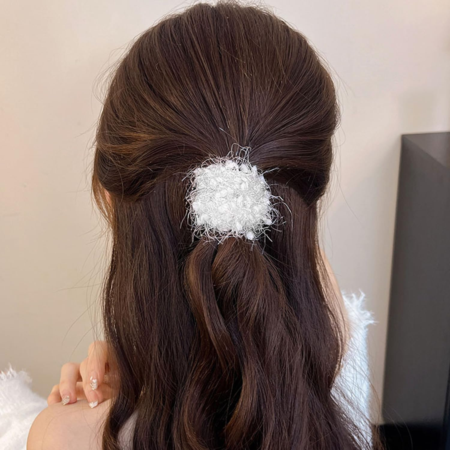 Pack of 8 Plush Hair Rings, Creative and Cute Hair Rings, Simple and Versatile Hair Accessories and Hairstyle Accessories. image number 3