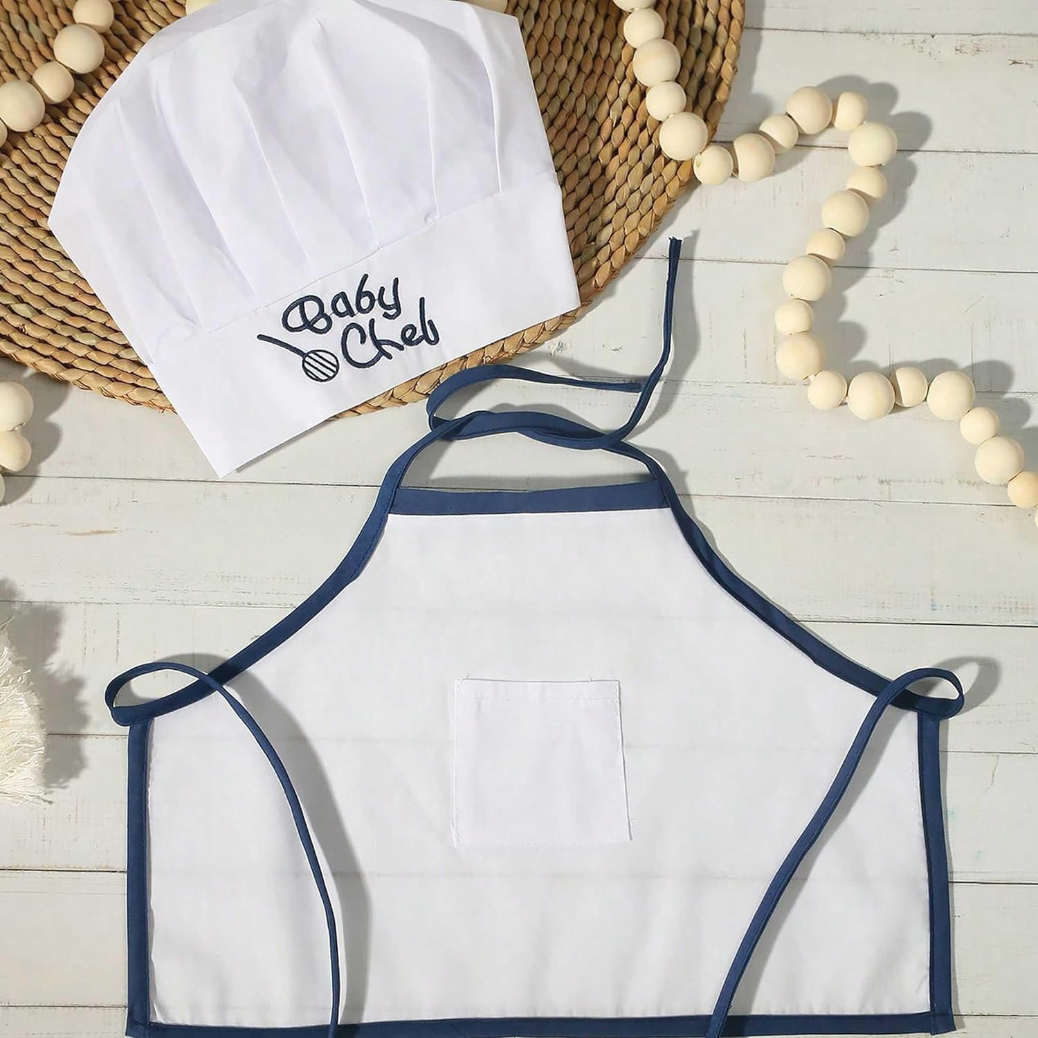 Ylsteed Newborn Photography - (Logo Chef)