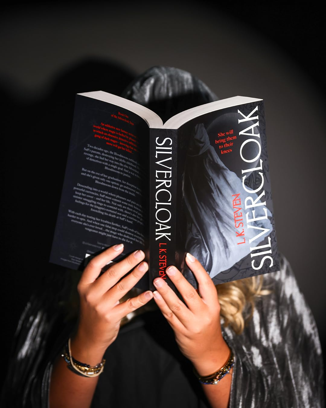 Silvercloak: the Addictive New Fantasy Series from the No.1 New York Times Bestselling Author image number 5