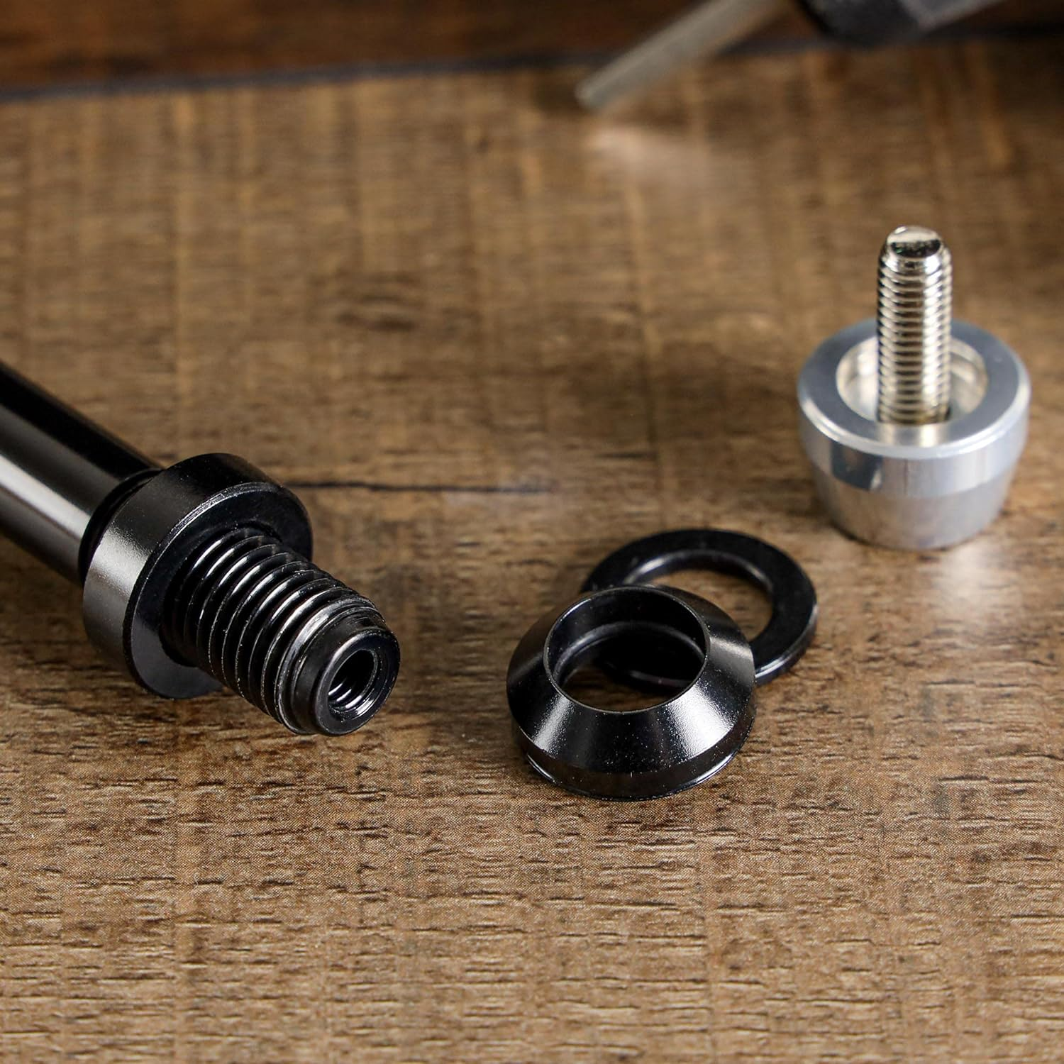 Cyclingdeal Trainer Thru Axle - Bike Bicycle 12Mm Rear Wheel Skewer for Indoor - Length 160Mm to 172Mm - Thread Pitch: M12 X P1.0 - Spacers 2.5Mm/6Mm/Tapered 7.5Mm Included image number 3