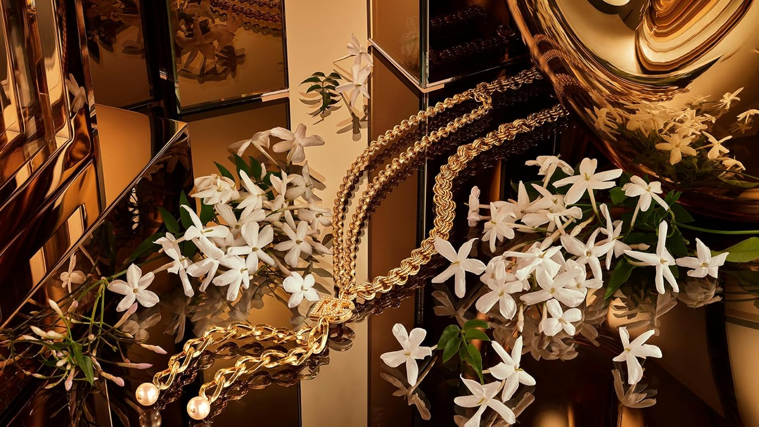 The One Gold Intense by Dolce and Gabbana for Women - 1.7 Oz EDP Spray image number 3