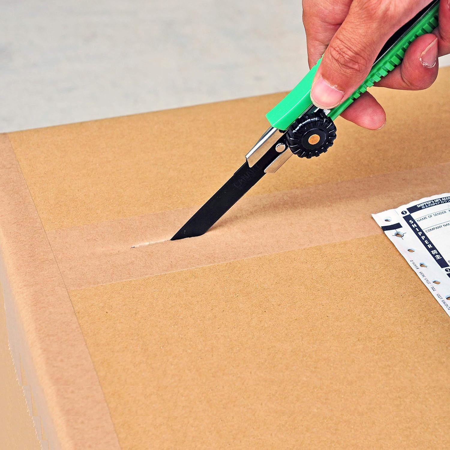 CANARY Box Cutter Replacement Blades, Non-Stick Coating Box Cutter Refill Blades (2 Pcs), 2.95 Inches Long Blade, Made in JAPAN, Black (DC-25BF2-1)