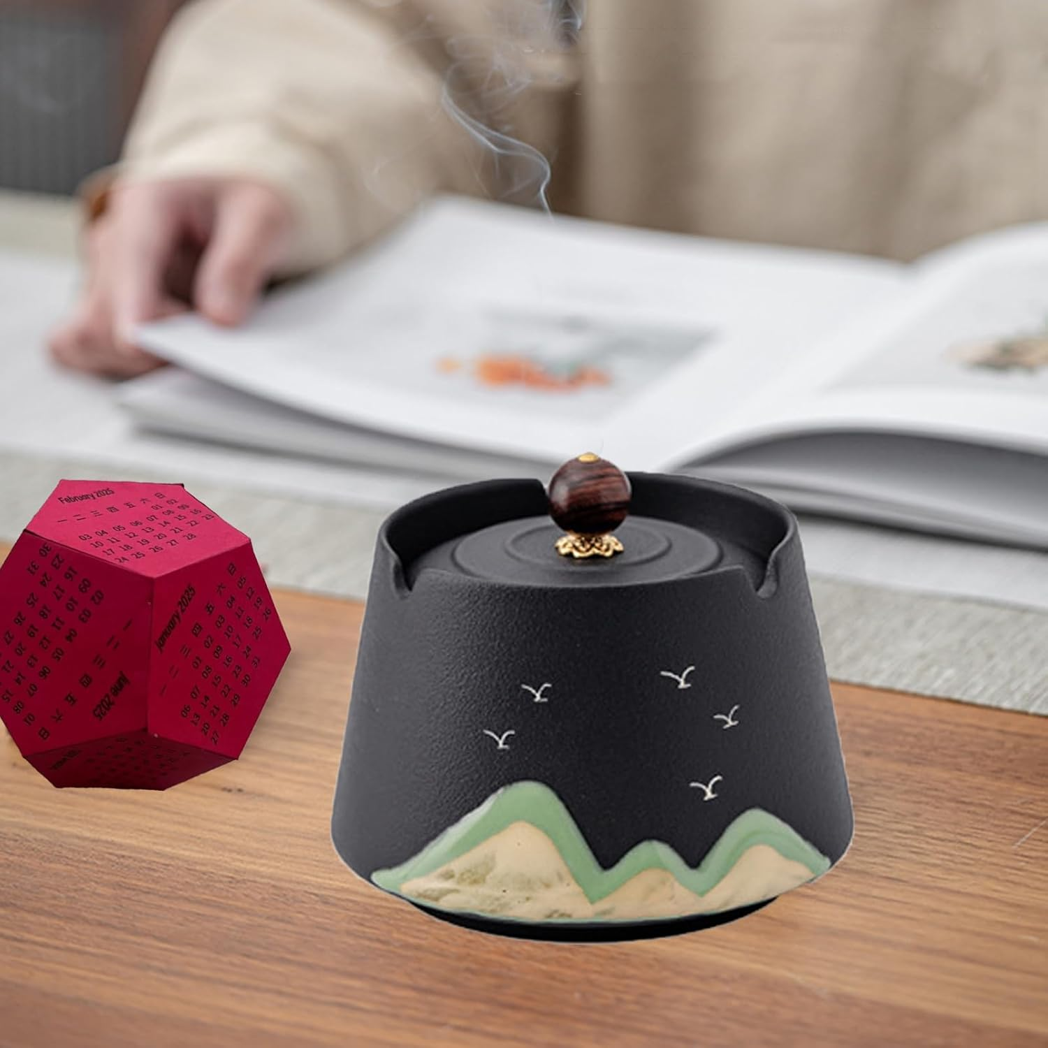 Ashtray Ceramic Ashtray with Lid Windproof Painted Ceramic Hand-Made Ashtray Creative Ash Holder Portable Ash Tray for Home Office Travel Decoration SH0103 (Black) - White image number 7