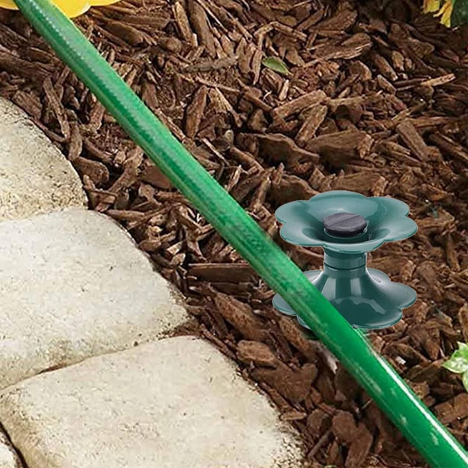 Balacoo 6Pcs Garden Hose Guide Stakes with Stable Design for Lawn and Flower Bed Protection Water Hose Holders to Prevent Burn Damage Easy Ground Installation Green and Black image number 3