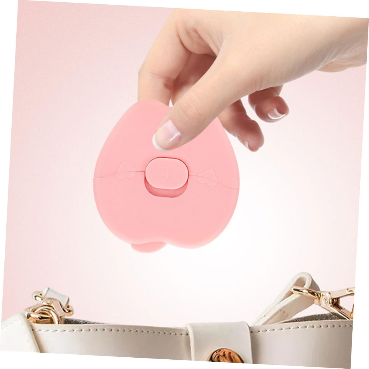 Healeved 2-In-1 Hair Razor Comb for Boys and Girls Baby Haircut Trimmer Protective Design Portable Hair Cutter for Safe Styling for Infants and Toddlers image number 3