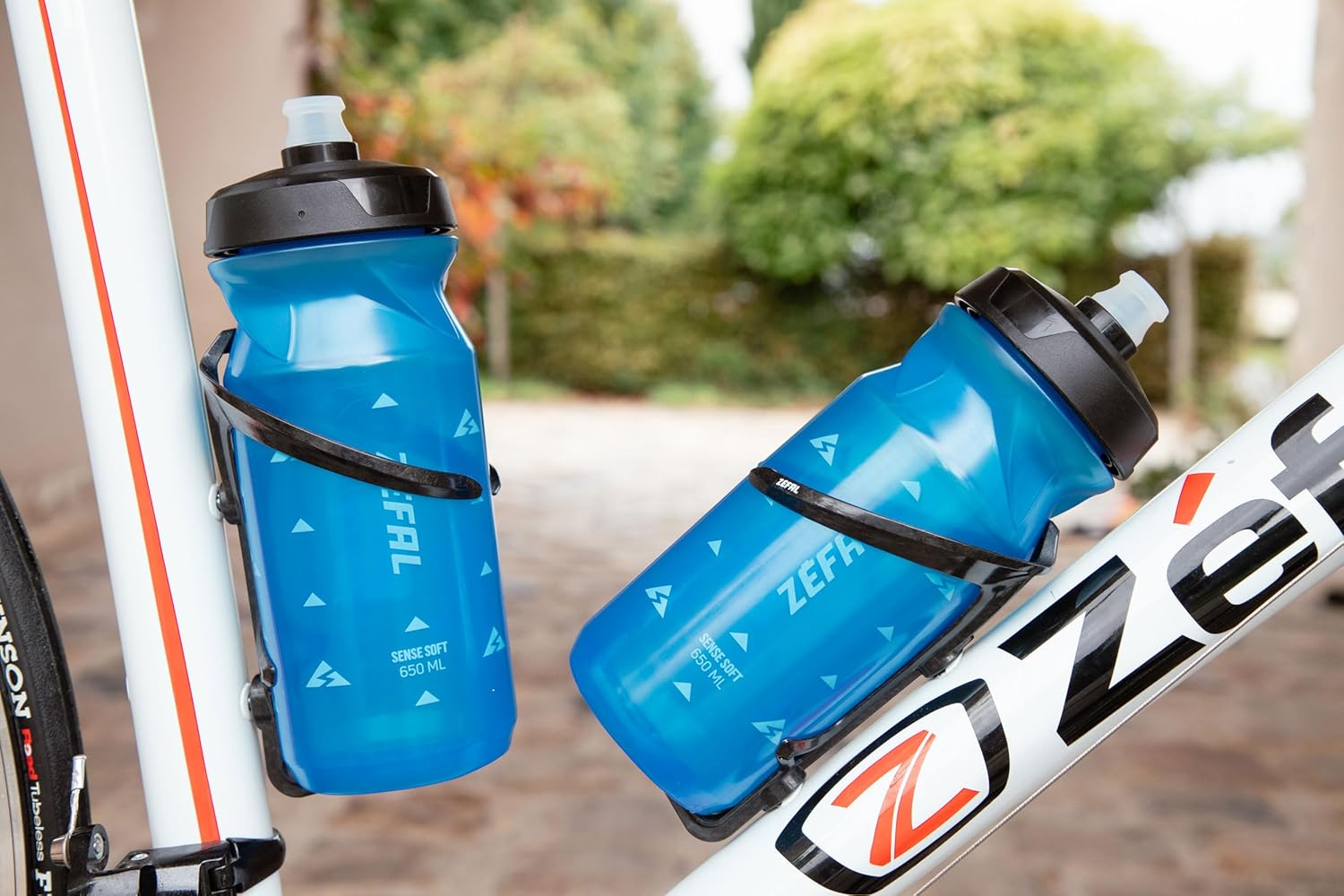 ZEFAL Pack Sense Soft 65-2 Bicycle Drinking Bottles - Road Bike Water Bottle - MTB Cycling Bottle - Sports Bottle Soft and Odourless - Bpa-Free - Blue Transparent, 2 X 650 Ml image number 4