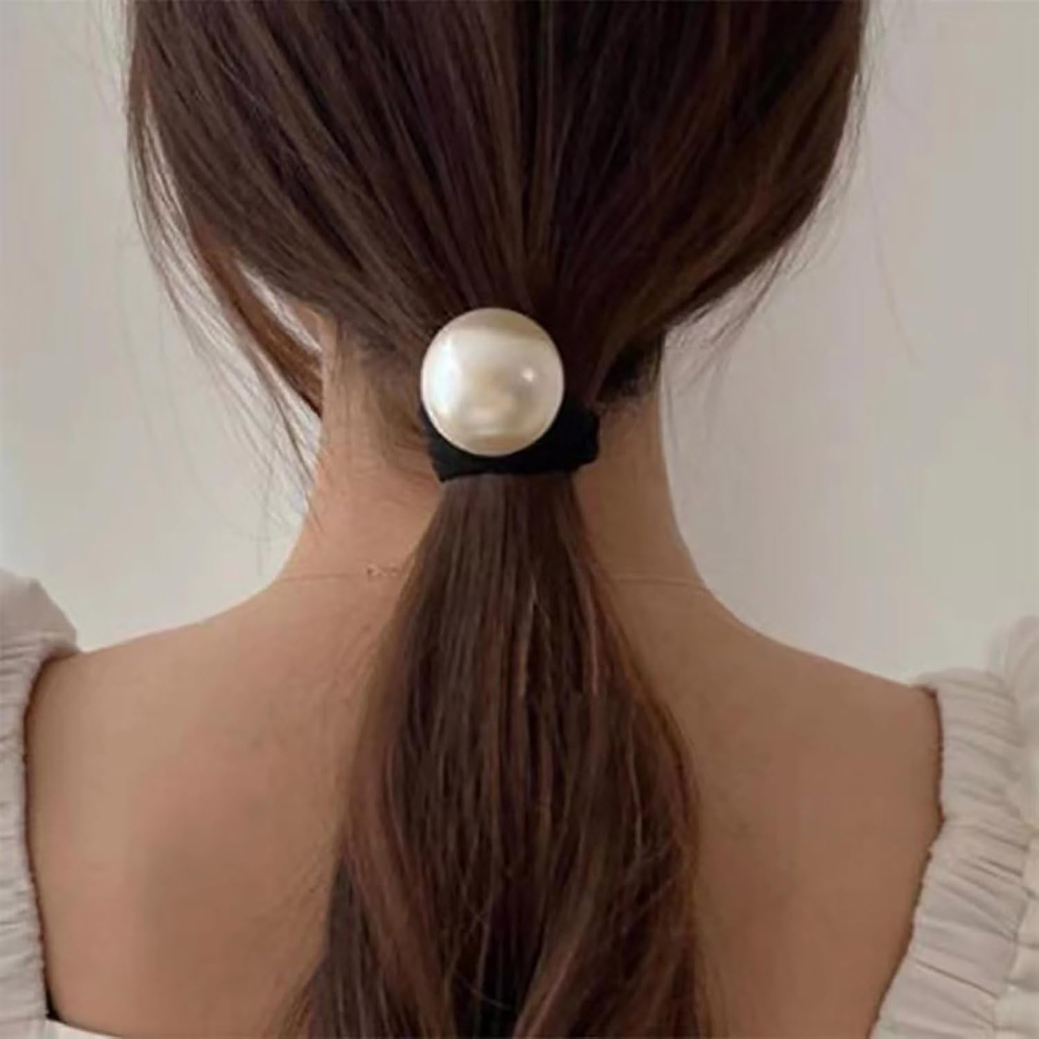 Tseenyi Pearl Hair Scrunchie Large Pearl Hair Rope White Pearl Elastic Hair Scrunchie Single Pearl Stretch Hair Bobbles Bridal Pearl Headwear Hair Rings Large Ponytail Holder Hair Band image number 5