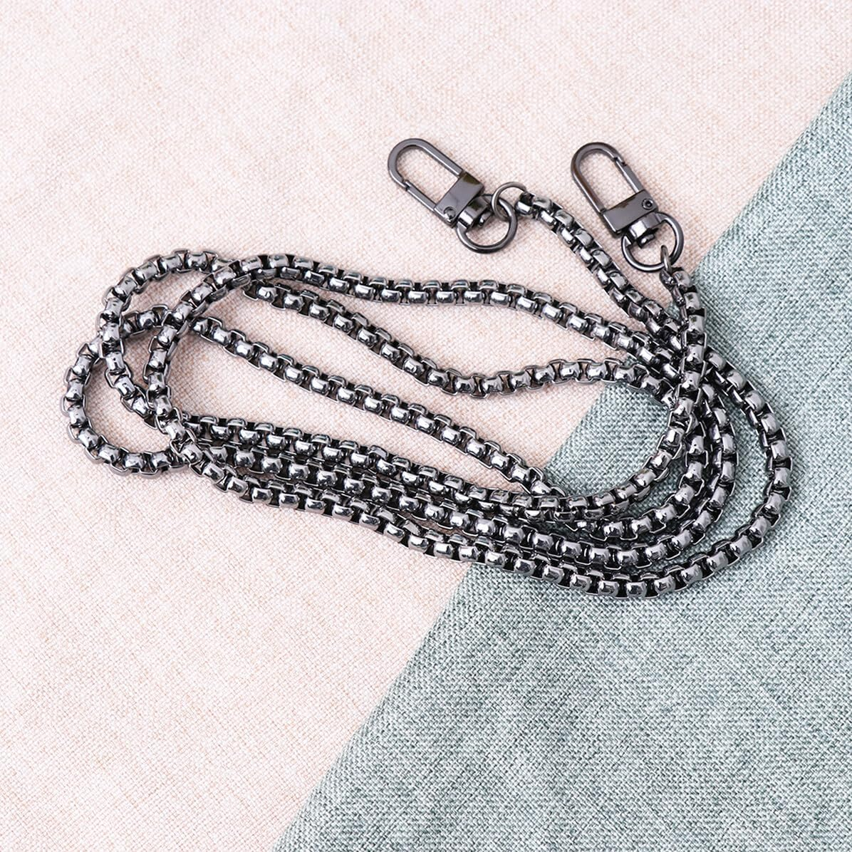 GARIOUANS Metal Crossbody Bag Chain Strap for Women Medium Handbags Iron Material with Alloy Buckles DIY Replacement Shoulder Bag Accessory Black Versatile Chain for Purse and Jeans Belt Use image number 2