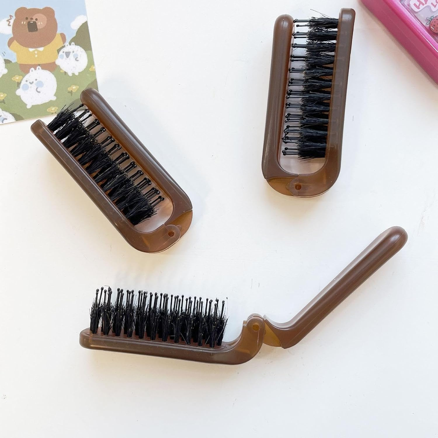 FOLDING HAIR BRUSH - Compact Travel Hair Brush, Foldable Brush with Folding Handle | Portable Retractable Hair Comb for Travel, Folding Brush for Hair Care and Styling on the Go image number 1