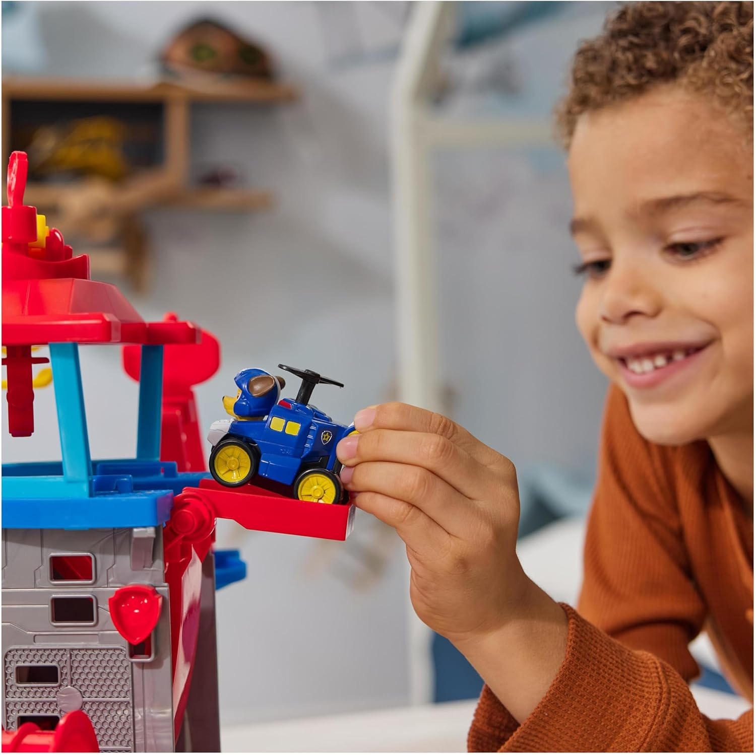 PAW Patrol: Air Rescue, Pup Squad Adventure Bay Airport Playset, with Chase Toy Car & PAW Patrol Vehicle Launcher, Kids&rsquo; Toys for Boys and Girls 3+