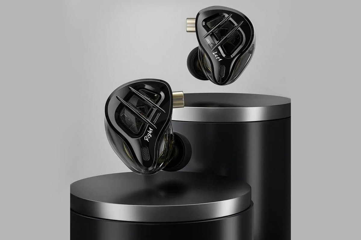 KZ ZAR Earbuds with Microphone image number 1