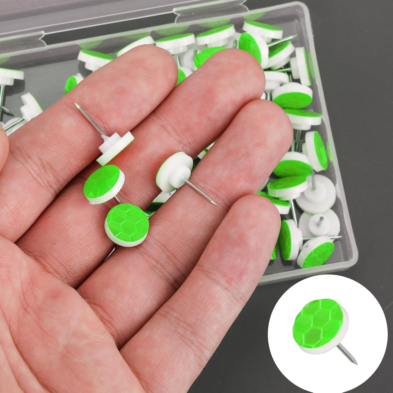 XIHIRCD 100Pcs Reflective Trail Tacks, Hunting Trail Markers Glow in the Dark Box Package Reflective Trail Tacks for Hunting Camping Hiking Survival Outdoors (Green) image number 2