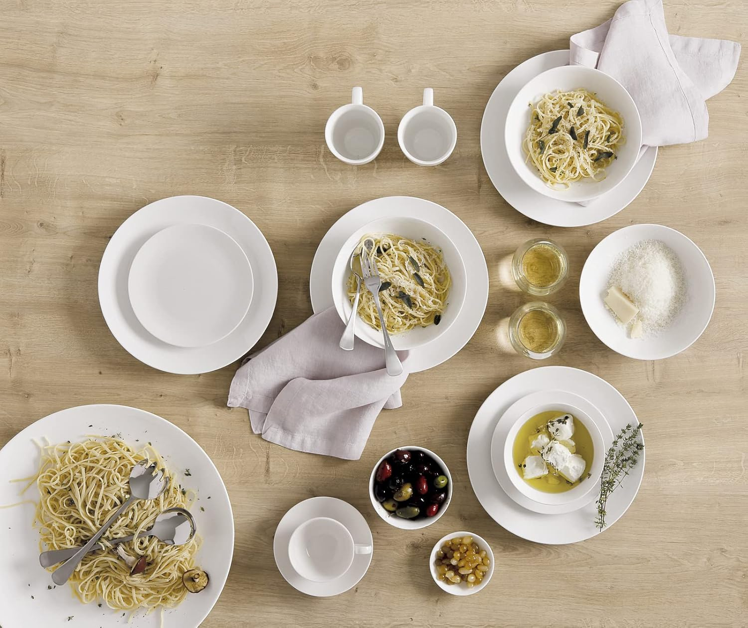 Maxwell & Williams White Basics round Sauce 7Cm image number 3