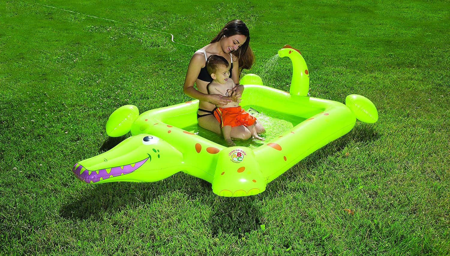 Poolmaster Crocodile Spray Swimming Pool image number 2