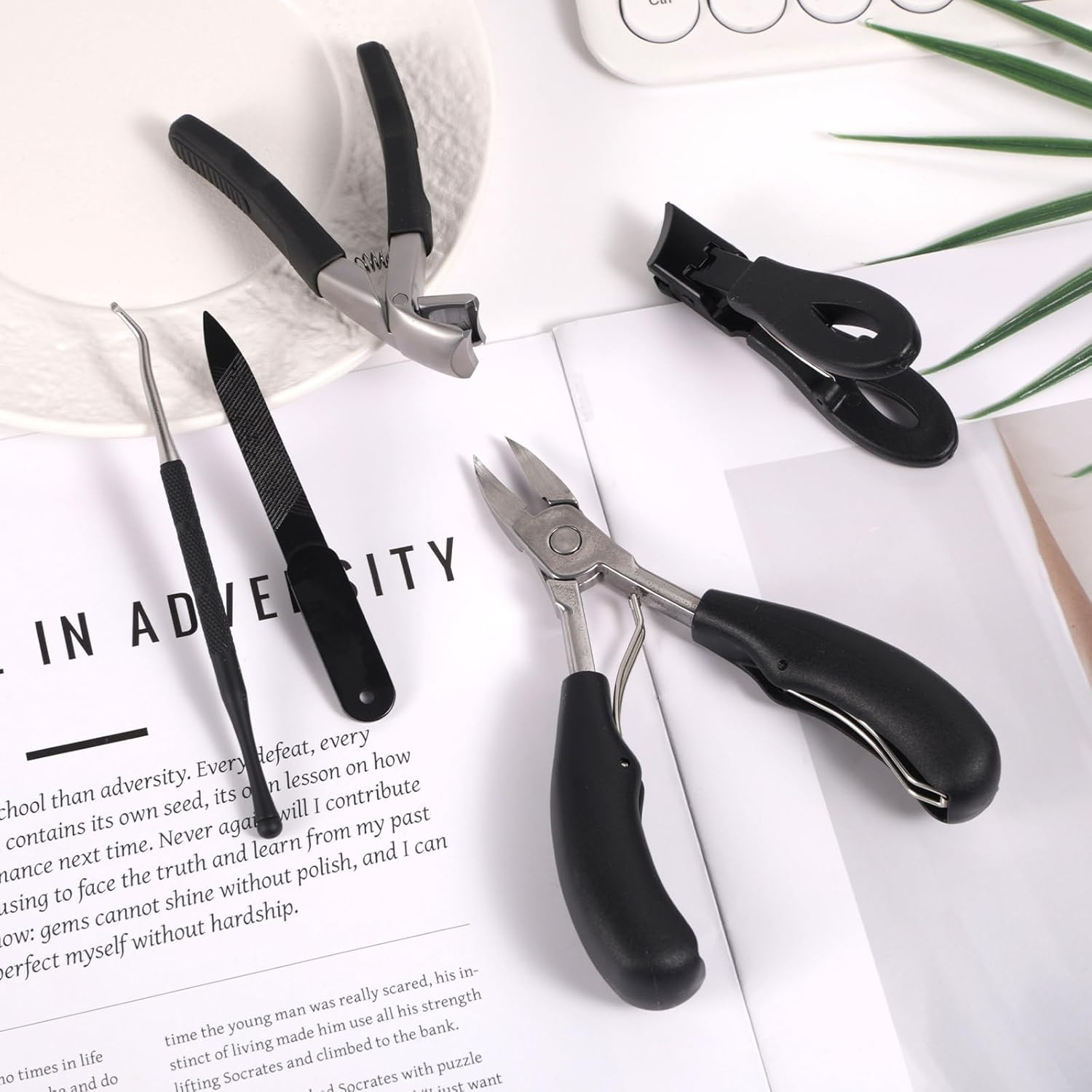 5Pcs Professional Toenail Clippers Kit, Heavy Duty Stainless Steel Ingrown Toenail Clippers with Non-Slip Handles Practical Nail Care Tools for Seniors & Adults