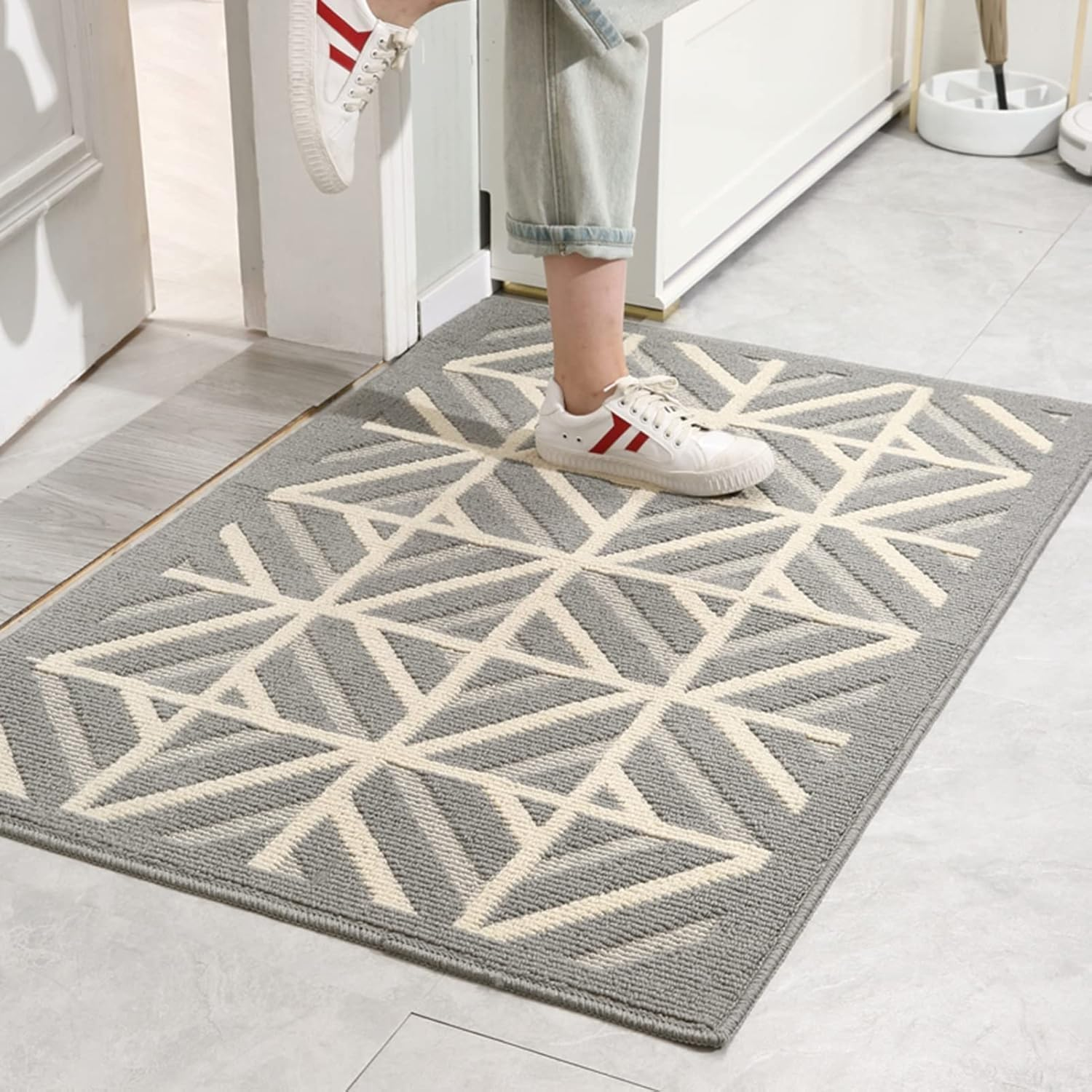 Jaemoose Entrance Mat, Outdoor, Indoor, Non-Slip, Commercial Use, Home, Washable, Stylish, Door Mat, Dirt Removal, Abrasion Resistant, Entryway, Office, Shop (Light Gray Stripes, 50 X 80 Cm) image number 2