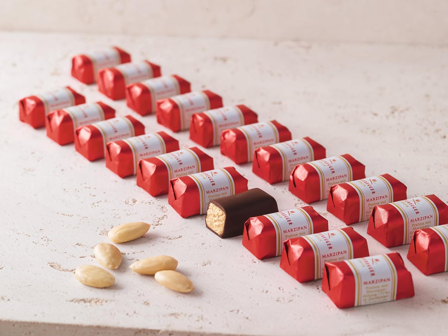 Niederegger Marzipan Classic Loves 200G/ 16 Pieces Box