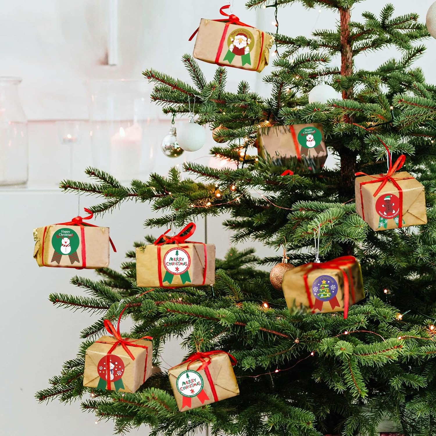 Hianjoo Christmas Stickers, 130 Pcs Gift Stickers 15 Sheets Seals Sticker round Xmas Tags Gift Seal Stickers Envelope Seals Sticker, Santa Snowmen Tree Jinglebell Gift Decoration image number 3