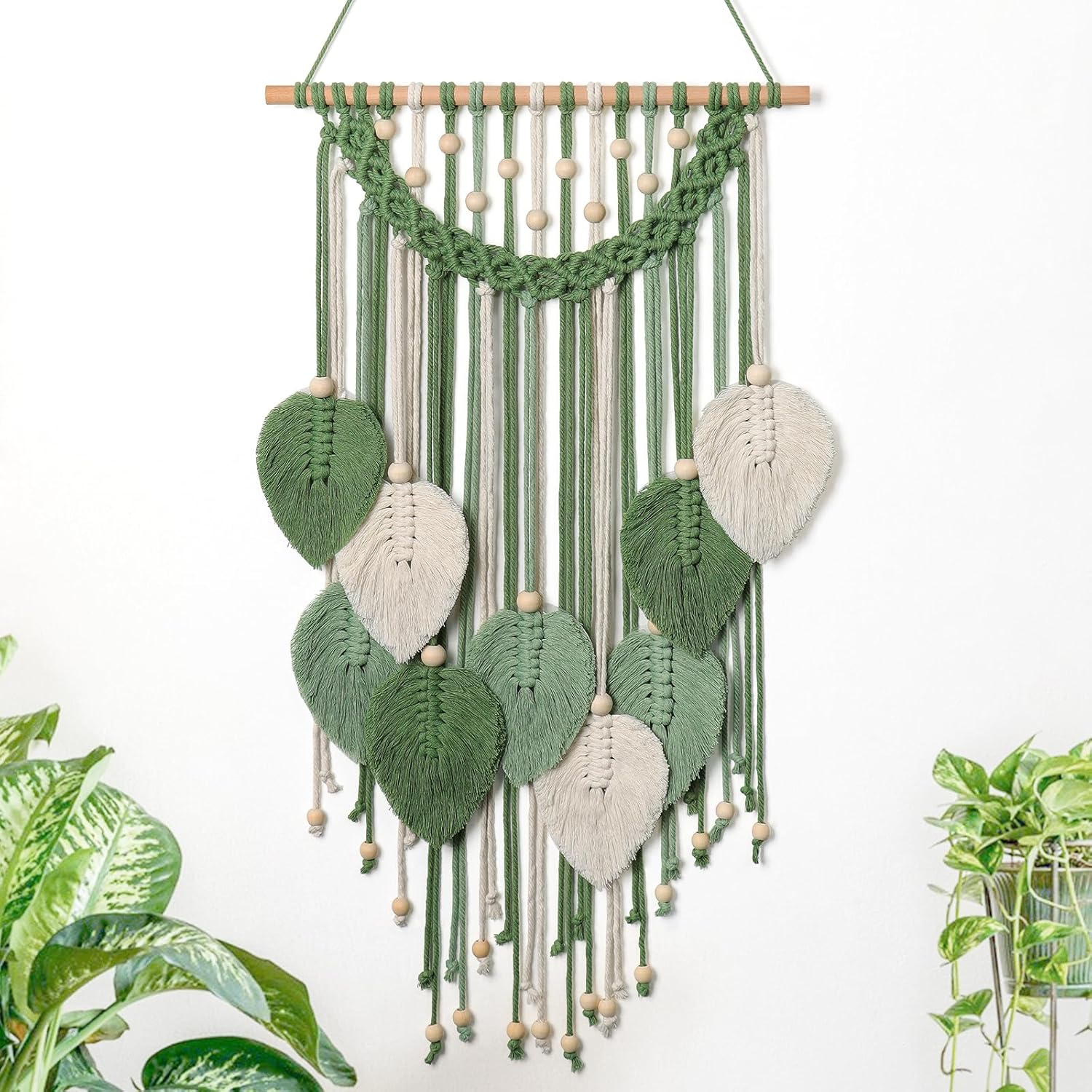 Weldomcor Macrame Wall Hanging Boho Leaf Woven Tapestry, Bohemian Chic Home Decor Modern Handmade Leaves Feather Wall Art Decorations for Bedroom Living Room Apartment Ornament (Green)