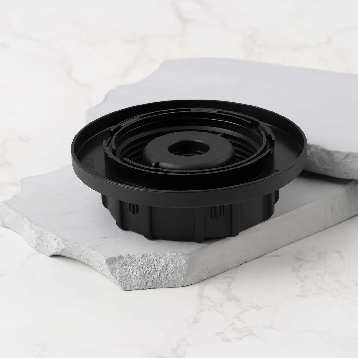 Car Coolant Reservoir Cap A1635000006 Compatible with Mercedes-Benz W163 image number 4