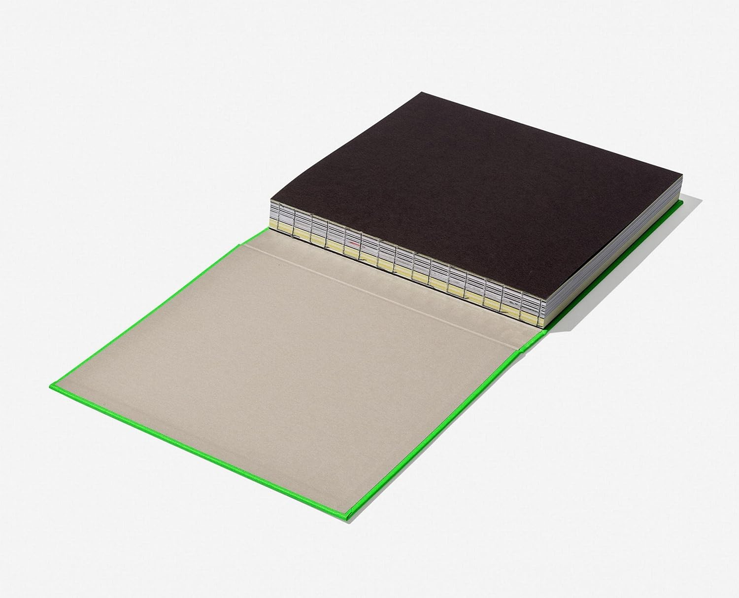 Virgil Abloh. Nike. ICONS image number 2