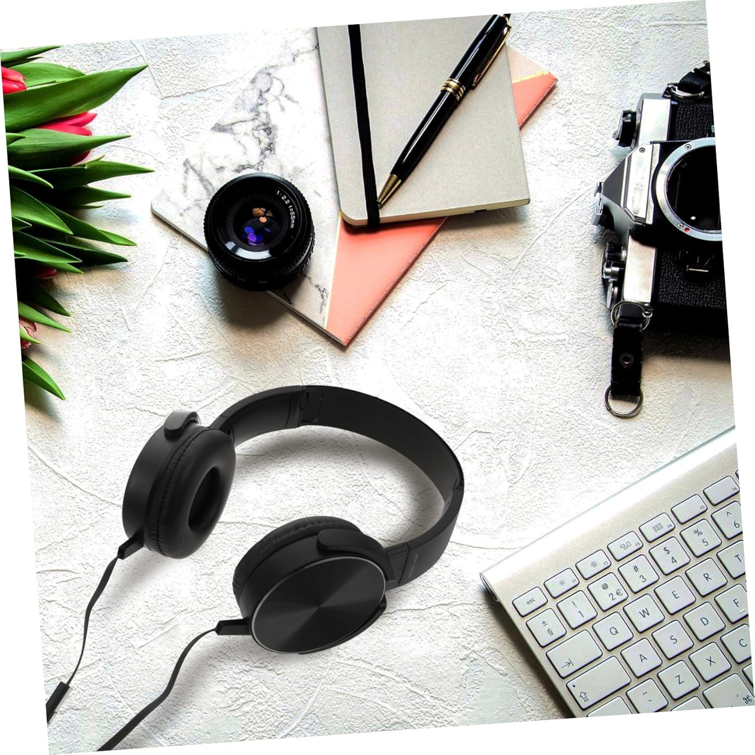 Kisangel Portable Noise Reduction Stereo Headphones with Microphone Wired Headset for Computer Gaming and Home Use Black On-Ear Headphones image number 3