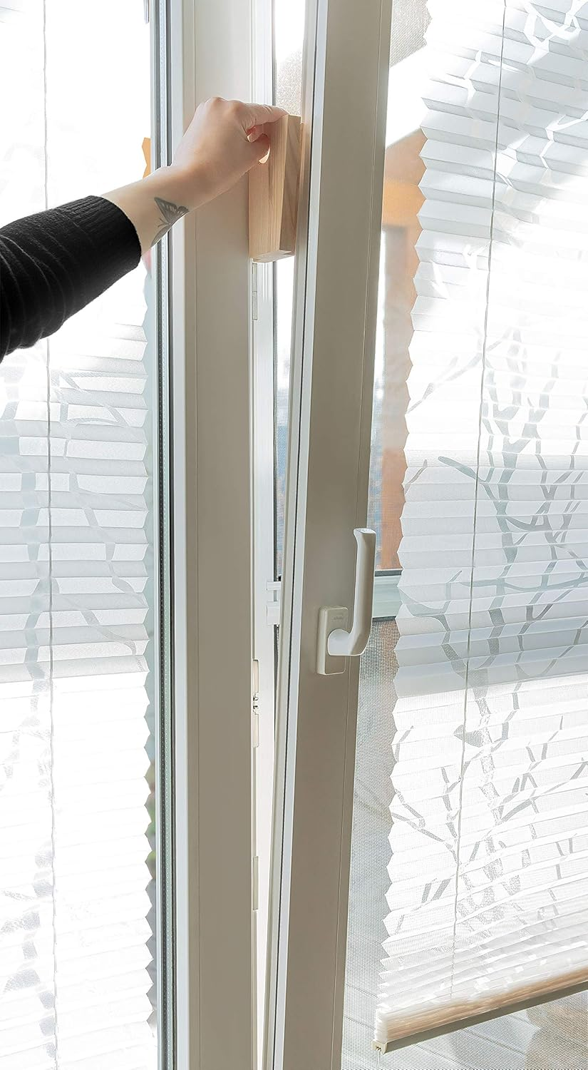 Katzenkl&ouml;tze Tilt Window Protection for Cats, Cat Net for Balcony, No Drilling, Cat Saver and Fall Protection for Pets, Prevents Slipping into the Window Gap (Set) Pack of 2 image number 3