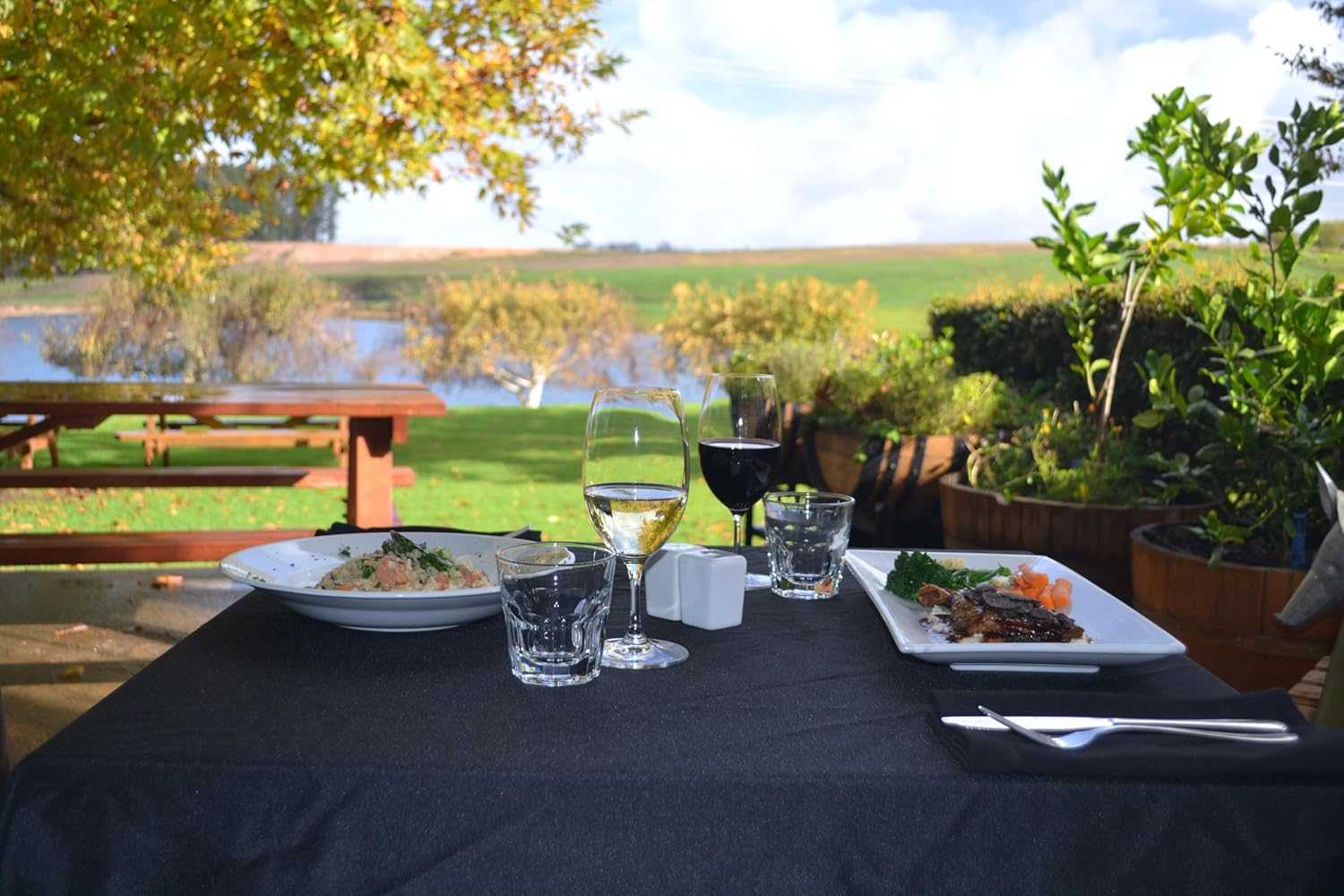 Truffle Hill - Truffle Risotto with Mushroom (300G), Traditional Style Risotto Infused with Black P&eacute;rigord Truffles, Vegan, Vegetarian, Lactose Free image number 1